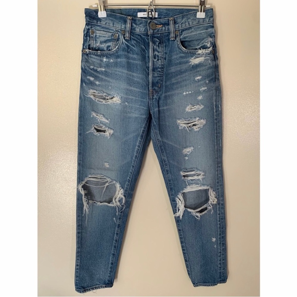 Moussy • 26 • Distressed Button Fly Medium Wash Denim Jeans